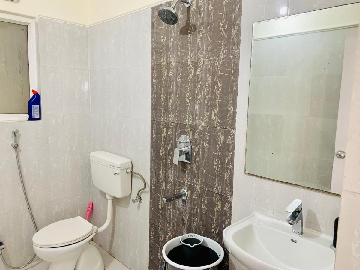 Tranquil Apartment Varanasi Exterior foto