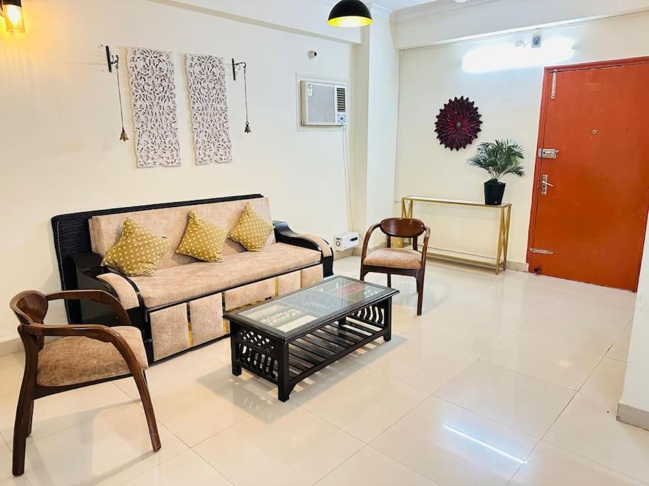 Tranquil Apartment Varanasi Exterior foto