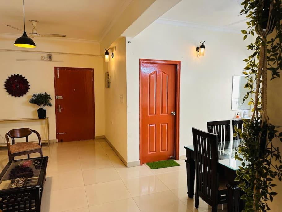 Tranquil Apartment Varanasi Exterior foto